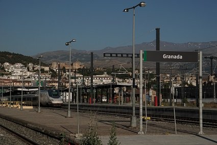 ADIF LICITA LA REDACCIÓN DEL PROYECTO CONSTRUCTIVO DE OBRAS COMPLEMENTARIAS EN LA ESTACIÓN DE GRANADA
